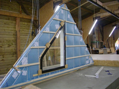 Pose à l'atelier des menuiseries extérieures